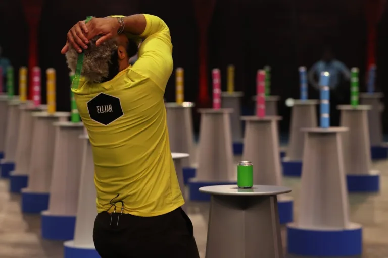 99 TO BEAT: Contestants in the “Gloves are off” episode of 99 TO BEAT airing Wednesday, Sept. 30 (9:01-10:00 PM ET/PT) on FOX. © 2025 Fox Media LLC. CR: Justin Lynch/FOX.