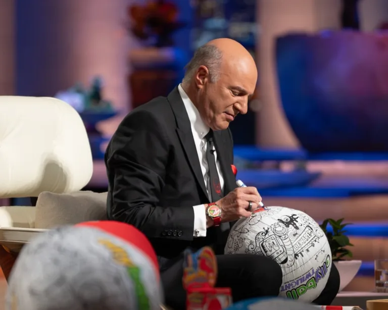 SHARK TANK - “Favorite Daughters” - Powerhouse producers and entrepreneurs Erin and Sara Foster join as guest Sharks. Business owners pitch an electric stroller wagon that takes the load off parents, a kelp facial oil for a nourished glow and a plastic-free liner for leggings. WEDNESDAY, SEPT. 30 (10:01-11:00 p.m. EDT) on ABC. (Disney/Daniel Delgado Jr.) 
KEVIN O'LEARY signs OllyBall