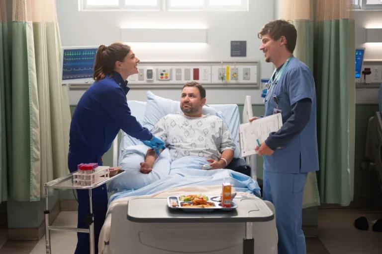 SCRUBS - “My Mentee” - J.D. attempts an insurance workaround, creating tension with his new mentee. Meanwhile, Elliot tries to guide Tosh’s specialty choices, and Turk flexes his own skills as a mentor. WEDNESDAY, SEPT. 30 (8:31-9:02 p.m. EDT) on ABC. (Disney/Sergei Bachlakov) 
AVA BUNN, WILLIAM VALENZUELA, JACOB DUDMAN