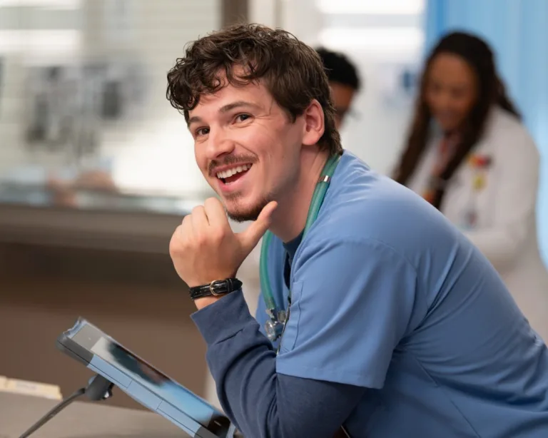 SCRUBS - “My Mentee” - J.D. attempts an insurance workaround, creating tension with his new mentee. Meanwhile, Elliot tries to guide Tosh’s specialty choices, and Turk flexes his own skills as a mentor. WEDNESDAY, SEPT. 30 (8:31-9:02 p.m. EDT) on ABC. (Disney/Sergei Bachlakov) 
JACOB DUDMAN
