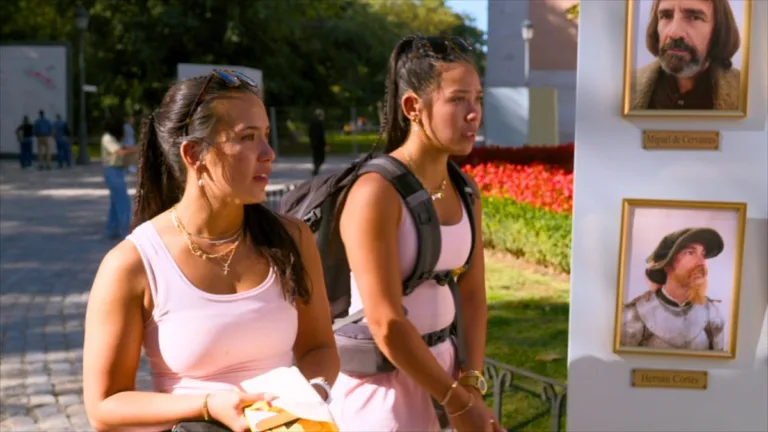“Are Tomatoes Good for Skin Care?” -- Coverage of the CBS Original Series THE AMAZING RACE, scheduled to air on Thursday, Oct. 1 (9:30-11:00 PM, ET/PT) Pictured (L to R): Katie Schultz, Charlotte Schultz Photo: CBS ©2026 CBS Broadcasting, Inc. All Rights Reserved. Highest quality screengrab available.