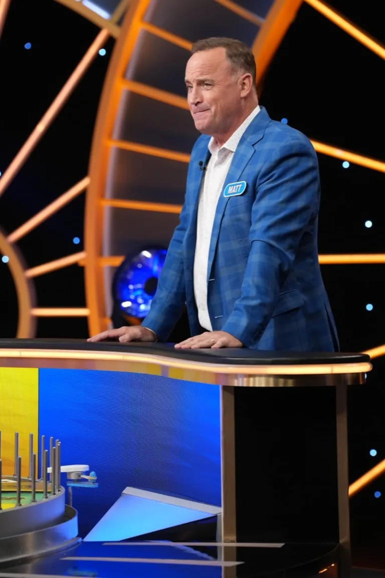 CELEBRITY WHEEL OF FORTUNE - “Gillian Jacobs, Omarion & Matt Iseman” - “Celebrity Wheel of Fortune,” hosted by Ryan Seacrest and Vanna White, welcomes Gillian Jacobs, Omarion and Matt Iseman to spin the world’s most famous wheel in hopes of winning big money for the charity of their choice. FRIDAY, OCT. 2 (8:00-9:00 p.m. EDT) on ABC. (Disney/Eric McCandless) 
MATT ISEMAN