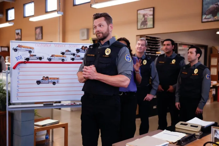 ANIMAL CONTROL: Joel McHale (L) in the “Crows & Lizard Legs” episode of Animal Control airing Sunday, Oct. 4 (8:30-9:00 PM ET/PT) on FOX. © 2026 Fox Media LLC. CR: Bettina Strauss/FOX.