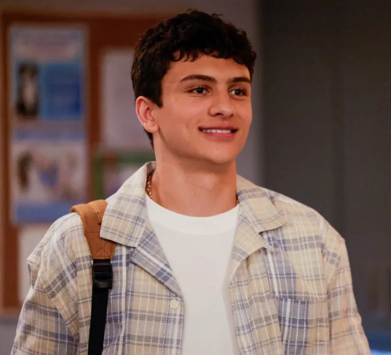 ANIMAL CONTROL: Guest star Daxton Grey in the “Crows & Lizard Legs” episode of Animal Control airing Sunday, Oct. 4 (8:30-9:00 PM ET/PT) on FOX. © 2026 Fox Media LLC. CR: Bettina Strauss/FOX.