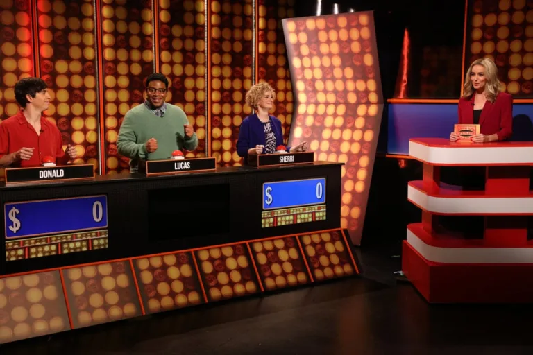 SATURDAY NIGHT LIVE -- Episode 1906 -- Pictured: (l-r) Marcello Hernández, Kenan Thompson, Ashley Padilla and Dakota Johnson during the Press Your Luck sketch on Saturday, October 3, 2026 -- (Photo by: Will Heath/NBC)