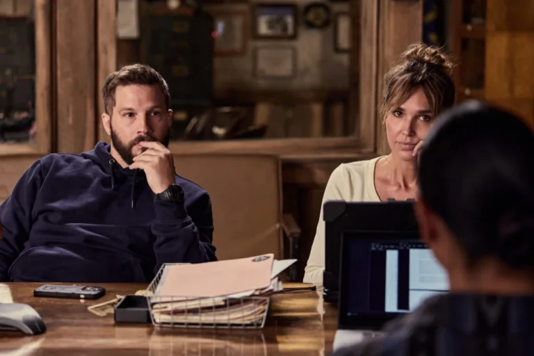 "End of Watch" - Coverage of the CBS Original Series MARSHALS, season 2, scheduled to air on the CBS Television Network and streaming on Paramount+. Pictured (L-R): Logan Marshall-Green as Pete Calvin and Arielle Kebbel as Belle Skinner. Photo: Matthias Clamer/CBS ©2026 CBS Broadcasting, Inc. All Rights Reserved.