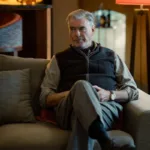 Pierce Brosnan as Conrad Harrigan In MobLand, episode 4, season 2, streaming on Paramount+, 2026. Photo Credit: Luke Varley/Paramount+