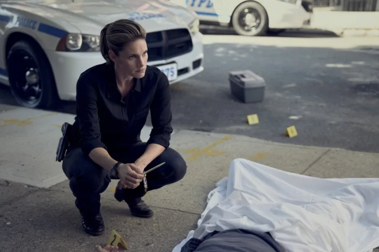 FBI Season 9 Episode 2 "Omissions" -- CBS Original Series FBI, scheduled to air on Monday, Oct. 12 (8:00-9:00 PM, ET/PT), on the CBS Television Network. Pictured: Missy Peregrym as Special Agent Maggie Bell. Photo: Bennett Raglin/CBS ©2026 CBS Broadcasting, Inc. All Rights Reserved.