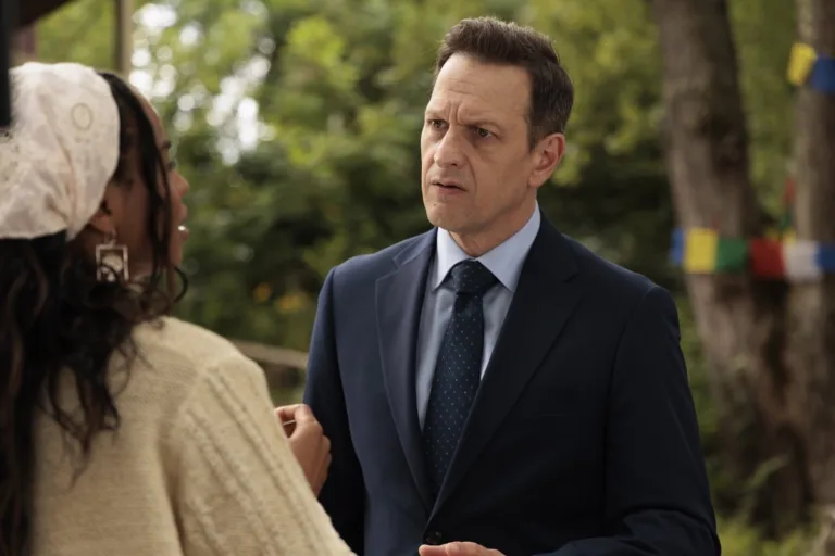 BEST MEDICINE: Josh Charles in the “No Place Like Om” episode of BEST MEDICINE airing Tuesday, October 13 (8:00-9:00 PM ET/PT) on FOX. © 2026 Fox Media LLC. CR: Francisco Roman/FOX.