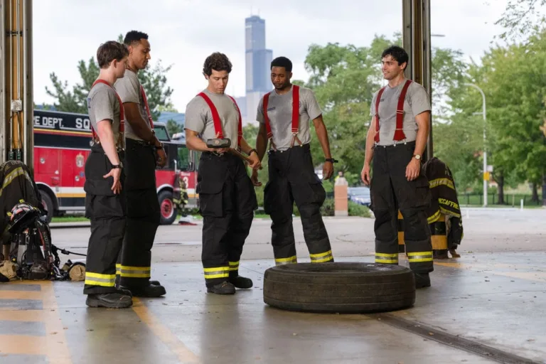 CHICAGO FIRE -- "Rattle the Cage" Episode 1502 -- Pictured: (l-r) K.C. McNeil as Hollis, K.C. McNeil as Hollis, Brandon Larracuente as Sal Vazquez, Da'Vinchi as Marcus Burke, K.C. McNeil as Hollis -- (Photo by: Peter Gordon/NBC)