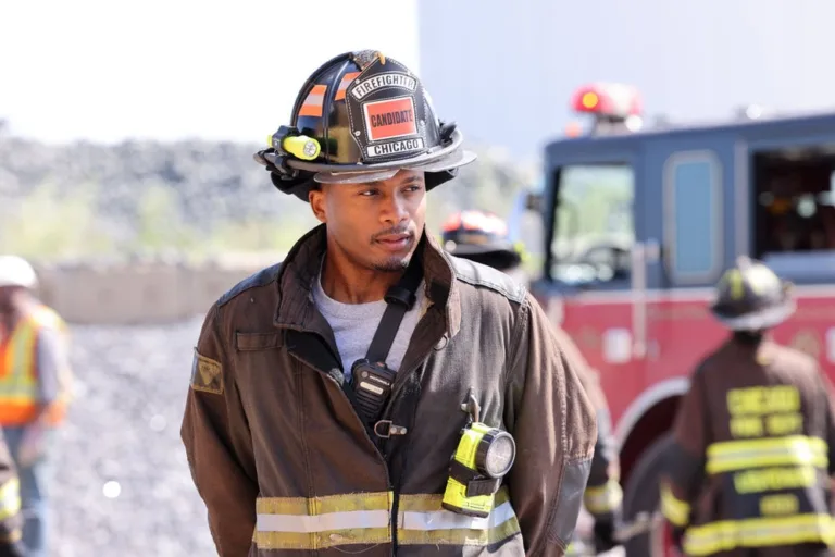 CHICAGO FIRE Season 15 Episode 2  -- "Rattle the Cage" Episode 1502 -- Pictured: Da'Vinchi as Marcus Burke -- (Photo by: George Burns Jr/NBC)