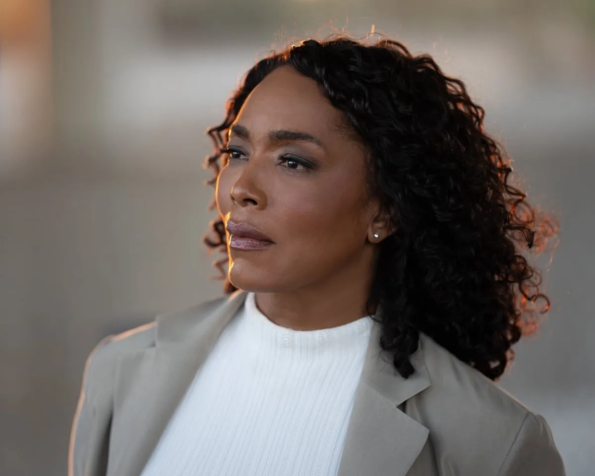 9-1-1 Season 10 Episode 1 ANGELA BASSETT
