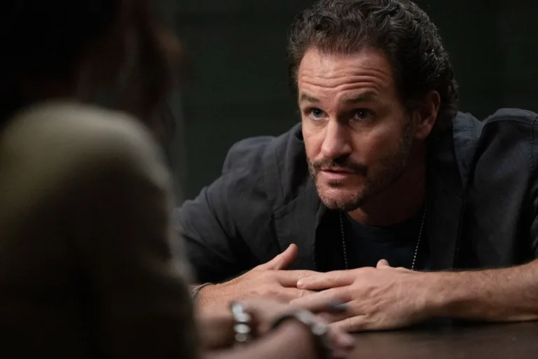 LAW & ORDER: SPECIAL VICTIMS UNIT -- "Midway" Episode 28002 -- Pictured: Kevin Kane as Det. Terry Bruno -- (Photo by: Virginia Sherwood/NBC)