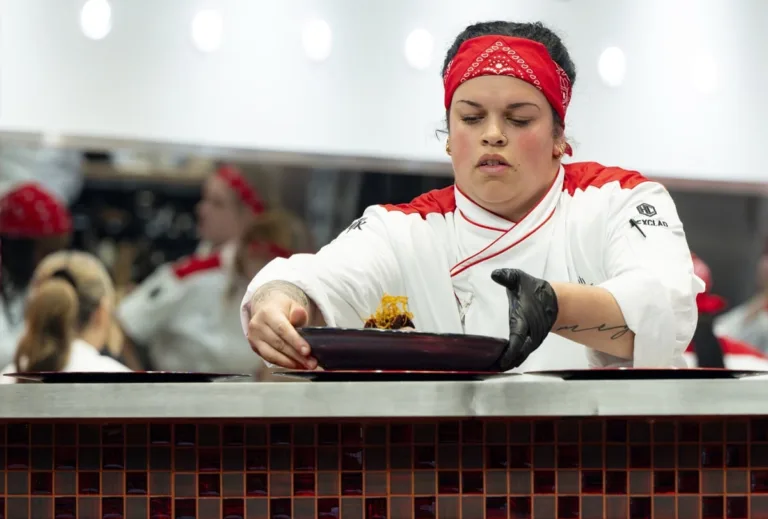 HELL'S KITCHEN Season 25 Episode 2 : Contestants in the "Hell’s Kitchen University " episode of HELL’S KITCHEN airing Thursday, October 15 (8:00- 9:01PM ET/PT) on FOX. CR: Jeff Neira / FOX. ©2026 FOX Media LLC.