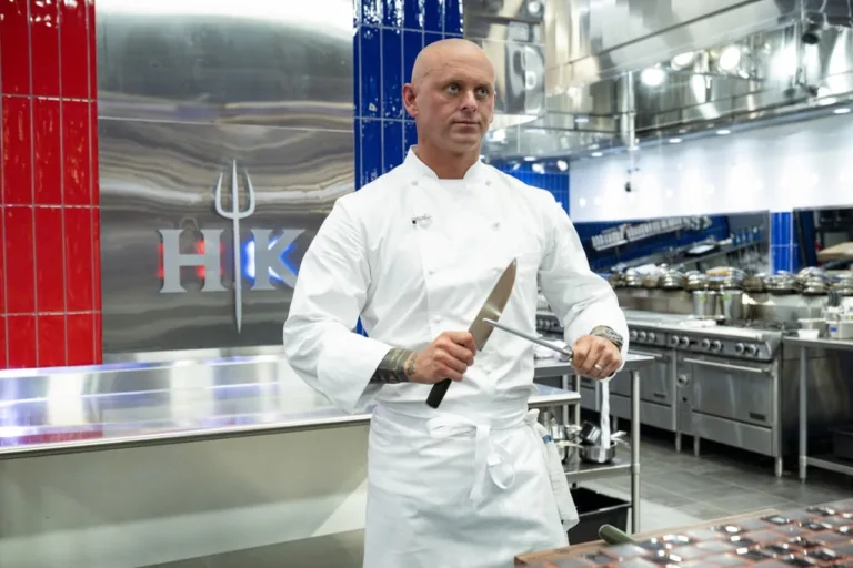 HELL'S KITCHEN Season 25 Episode 2 : Contestants in the "Hell’s Kitchen University " episode of HELL’S KITCHEN airing Thursday, October 15 (8:00- 9:01PM ET/PT) on FOX. CR: Jeff Neira / FOX. ©2026 FOX Media LLC.