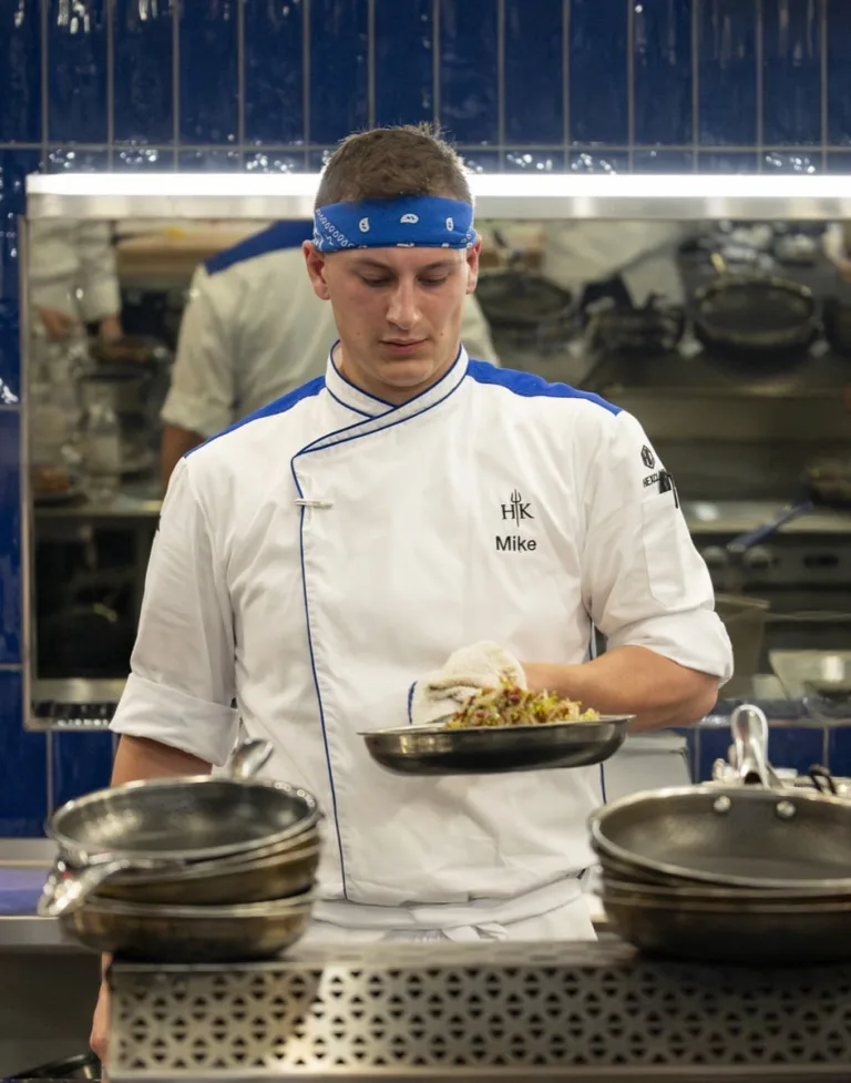 HELL'S KITCHEN Season 25 Episode 2 : Contestants in the "Hell’s Kitchen University " episode of HELL’S KITCHEN airing Thursday, October 15 (8:00- 9:01PM ET/PT) on FOX. CR: Jeff Neira / FOX. ©2026 FOX Media LLC.