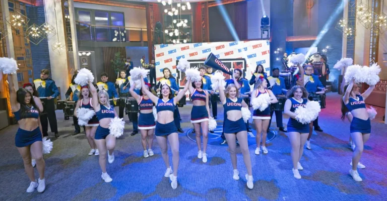 HELL'S KITCHEN: Special Guests: UCONN in the "Hell’s Kitchen University " episode of HELL’S KITCHEN airing Thursday, October 15 (8:00- 9:01PM ET/PT) on FOX. CR: Jeff Neira / FOX. ©2026 FOX Media LLC.
