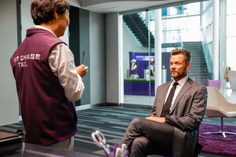 ANIMAL CONTROL Season 5 Episode 3 : L-R: Ken Jeong and Joel McHale in the “Bugs & Rabid Dogs” episode of Animal Control airing Sunday, Oct. 18 (8:30-9:00 PM ET/PT) on FOX. © 2026 Fox Media LLC. CR: Bettina Strauss/FOX.