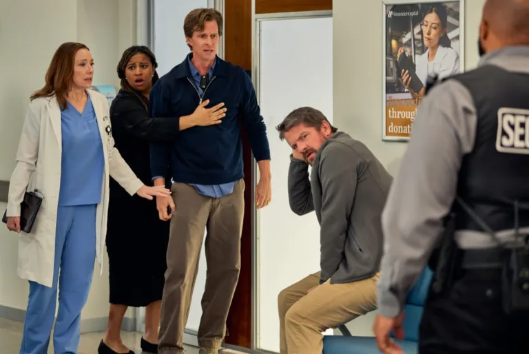 DOC: Molly Parker in the “S.O.S" episode of DOC airing Tuesday, October. 20 (8:00-9:00 PM ET/PT) on FOX. CR: John Medland/FOX. ©2026 FOX Media LLC.