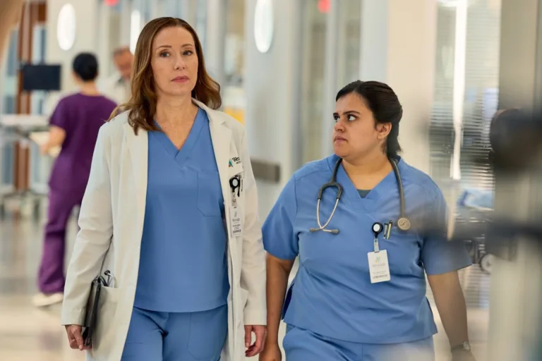 DOC: Molly Parker in the “S.O.S" episode of DOC airing Tuesday, October. 20 (8:00-9:00 PM ET/PT) on FOX. CR: John Medland/FOX. ©2026 FOX Media LLC.