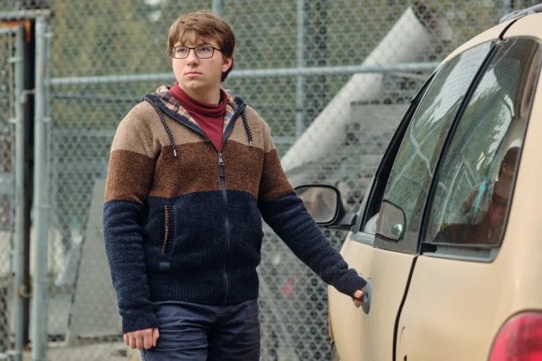 PHONY Season 1 Episode 1- “Pilot” - Sonny awakens from a car accident to find his mom, Ellen, looks slightly different. (Disney/David Astorga)
COLTER LEE