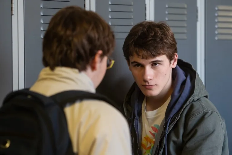 PHONY Season 1 Episode 1 - “Pilot” - Sonny awakens from a car accident to find his mom, Ellen, looks slightly different. (Disney/David Astorga)
SAM NIVOLA