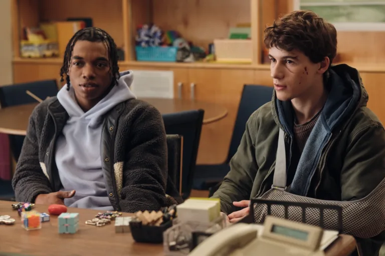 PHONY Season 1 Episode 2 - “Crosby, Stills, and Nash" - Sonny tries to find help. Weldon leads them to a private investigator. (Disney/David Astorga)
MALIQ JOHNSON, SAM NIVOLA