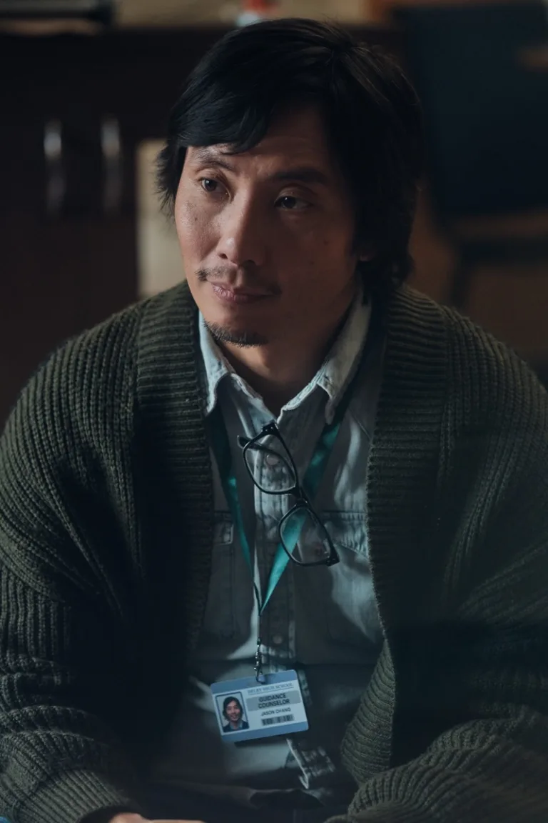 PHONY - “Crosby, Stills, and Nash" - Sonny tries to find help. Weldon leads them to a private investigator. (Disney/David Astorga)
KELVIN YU