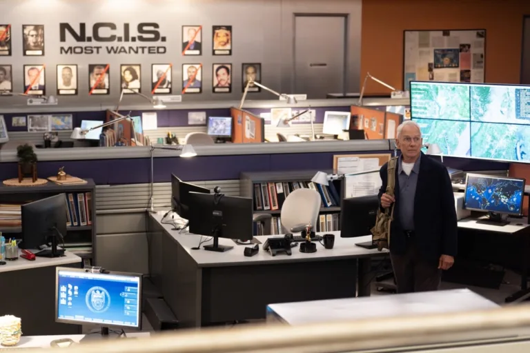 "Return of the Mack" -- Coverage of the CBS Original Series NCIS: Origins, scheduled to air Tuesday, Oct. 20 (10:00 PM, ET/PT) on the CBS Television Network.    Pictured (L to R):  Mark Harmon as Leroy Jethro Gibbs. Photo: Robert Voets/CBS ©2026 CBS Broadcasting, Inc. All Rights Reserved.