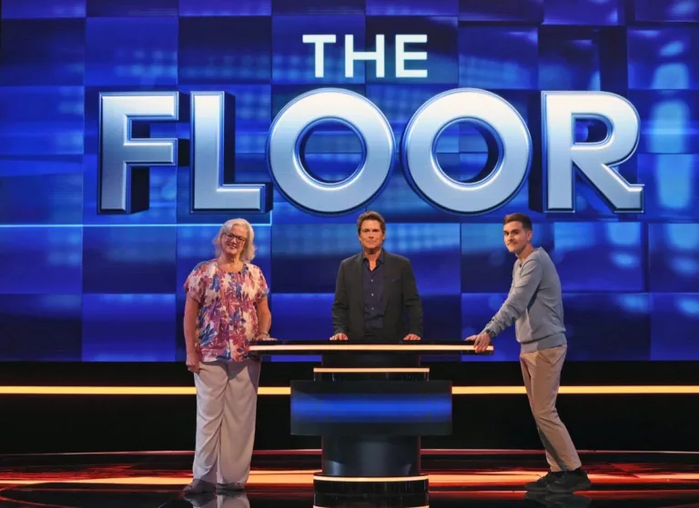 THE FLOOR: Rob Lowe in the “Gamble for Glory" episode of THE FLOOR airing on Wednesday October 21 (8:00-9:00 PM ET/PT) on FOX. CR/ Lorraine O’Sullivan / FOX. ©2026 FOX Media LLC.