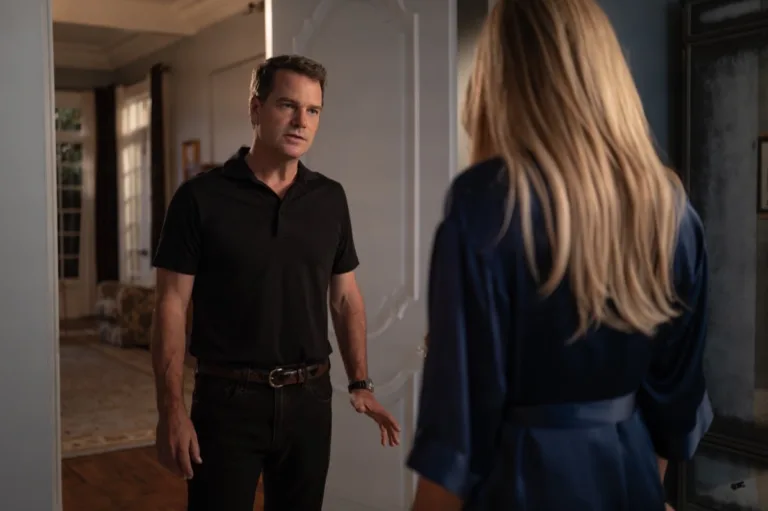 9-1-1: NASHVILLE - “Boys and Boils” - The 113 investigates cries in an apartment’s walls and deadly beauty products. Meanwhile, Nashville’s newest criminal threatens more plagues and surprises Cammie with a direct call. Don clashes with Ryan, and Blythe firmly maintains the bed divorce. THURSDAY, OCT. 22 (9:00-10:00 p.m. EDT) on ABC. (Disney/Jake Giles Netter) 
CHRIS O'DONNELL