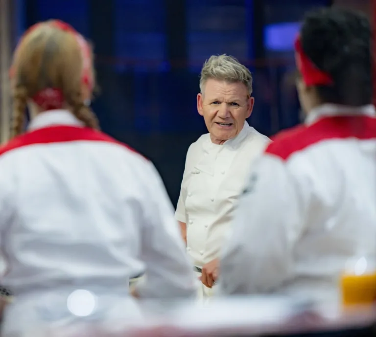 HELL'S KITCHEN: Gordion Ramsay with contestants in the HELL’S KITCHEN episode airing Thursday, October 22 (8:00- 9:01PM ET/PT) on FOX. CR: Jeff Neira / FOX. ©2026 FOX Media LLC