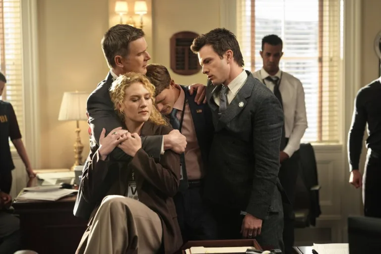 LINE OF FIRE -- "Cabin Pressure" Episode 106 -- Pictured: (l-r) Peter Krause as Mike Hollingsworth, Kat Cunning as Clare Hollingsworth, Taylor Bloom as Russ Hollingsworth, Tommy O'Brien as Mike Jr. "Micah" Hollingsworth -- (Photo by: Spencer Pazer/NBC)