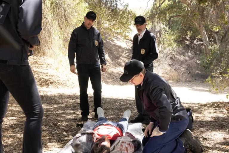 NCIS Season 24 Episode 4 - "Like and Subscribe" -- Coverage of the CBS Original Series NCIS, scheduled to air Tuesday, Oct. 27 (8:00-9:00 PM, ET/PT) on the CBS Television Network. Pictured (L to R): Sean Murray as Timothy McGee, Gary Cole as Alden Parker, Brian Dietzen as Jimmy Palmer.   Photo: Sonja Flemming/CBS ©2026 CBS Broadcasting, Inc. All Rights Reserved.