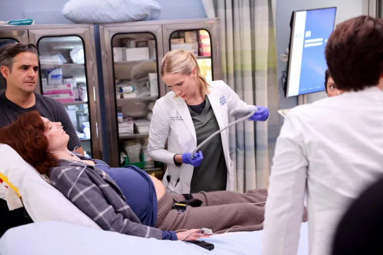 CHICAGO MED Season 12 Episode 4 -- "Tomorrow, and Tomorrow, and Tomorrow" Episode 1204 -- Pictured: (l-r) Katherine Cunningham as Jessa, Jessy Schram as Dr. Hannah Asher -- (Photo by: George Burns Jr/NBC)