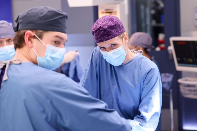 CHICAGO MED Season 12 Episode 4 -- "Tomorrow, and Tomorrow, and Tomorrow" Episode 1204 -- Pictured: Jessy Schram as Dr. Hannah Asher -- (Photo by: George Burns Jr/NBC)